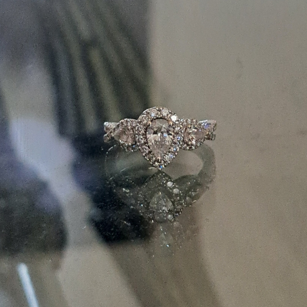 Neil Lane Ring - Picture 7 of 15
